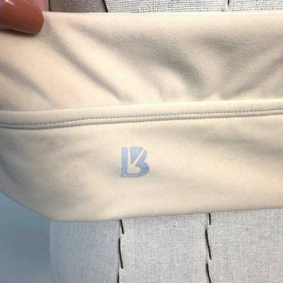 💕Buffbunny Revolution Sports Bra Size - Picture 4 of 9